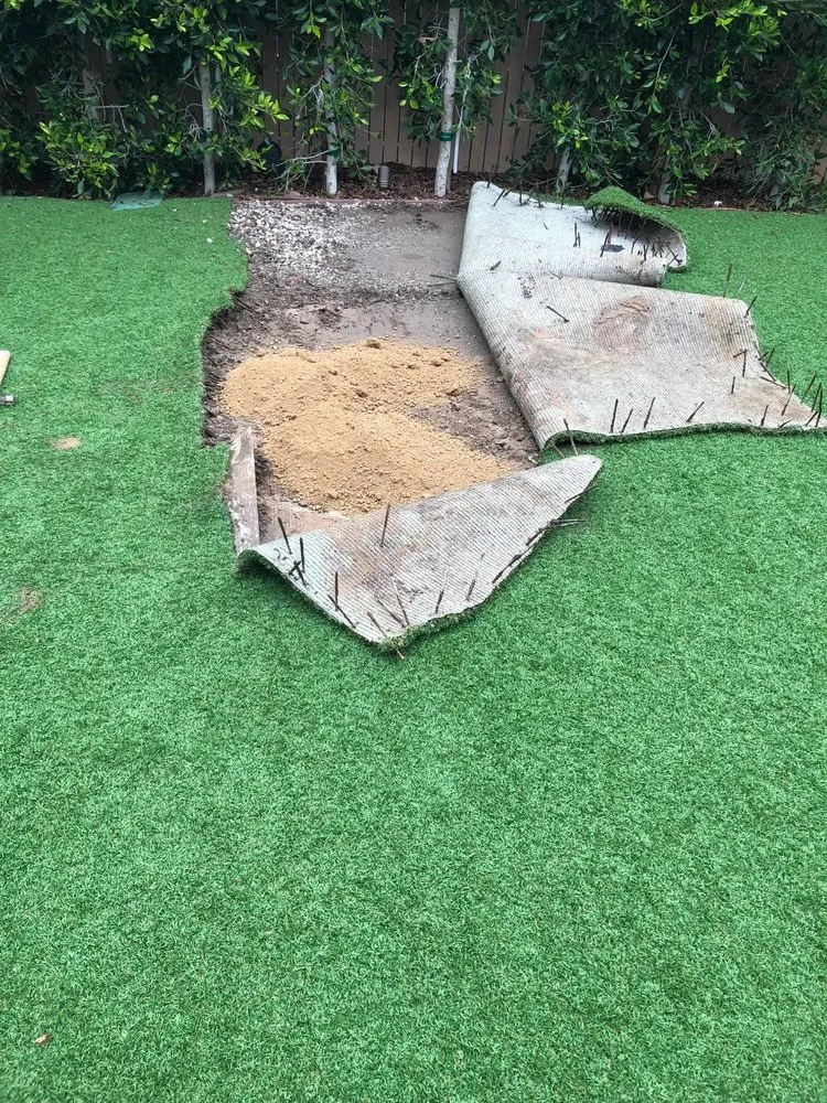 Custom garden landscaping for homes in Inglewood, CA by Pedro´s Landscaping