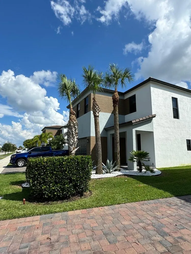 Local lawn mowing service experts serving Lake Worth Beach, FL - Pedro’s Landscaping Services