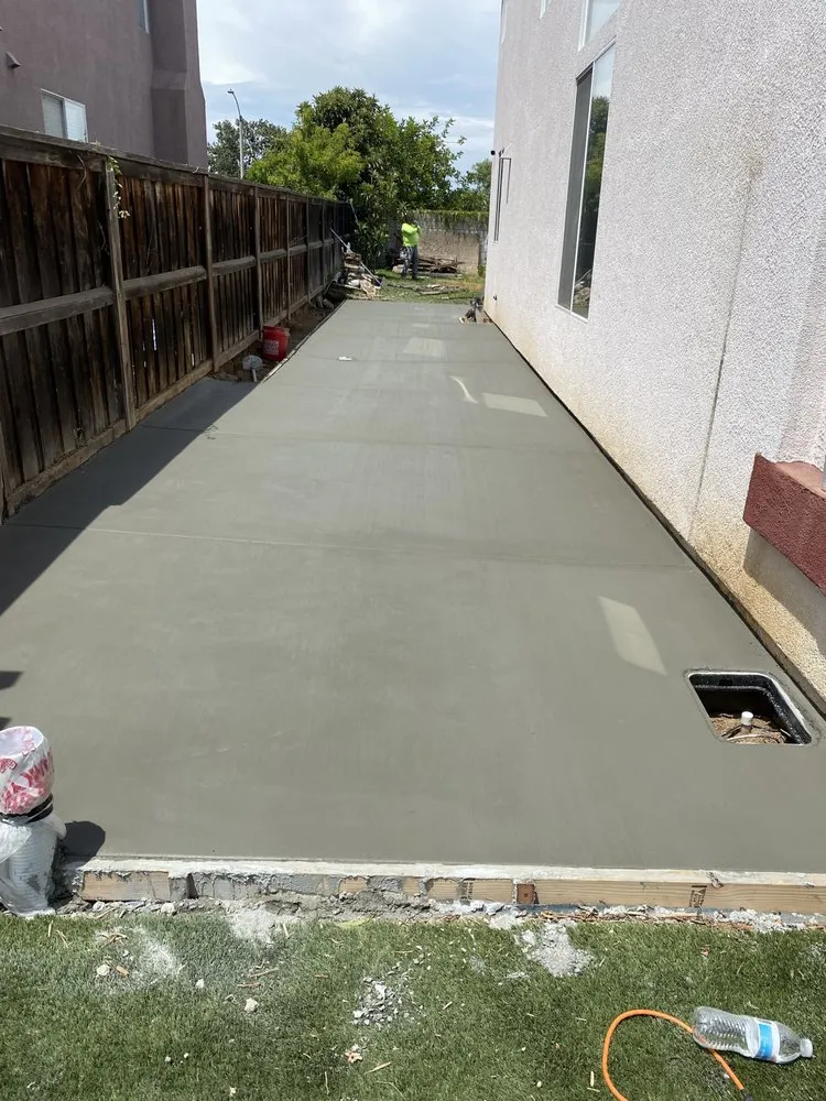 Local landscape installation experts serving Riverside, CA - Pedros Landscaping Tree Service