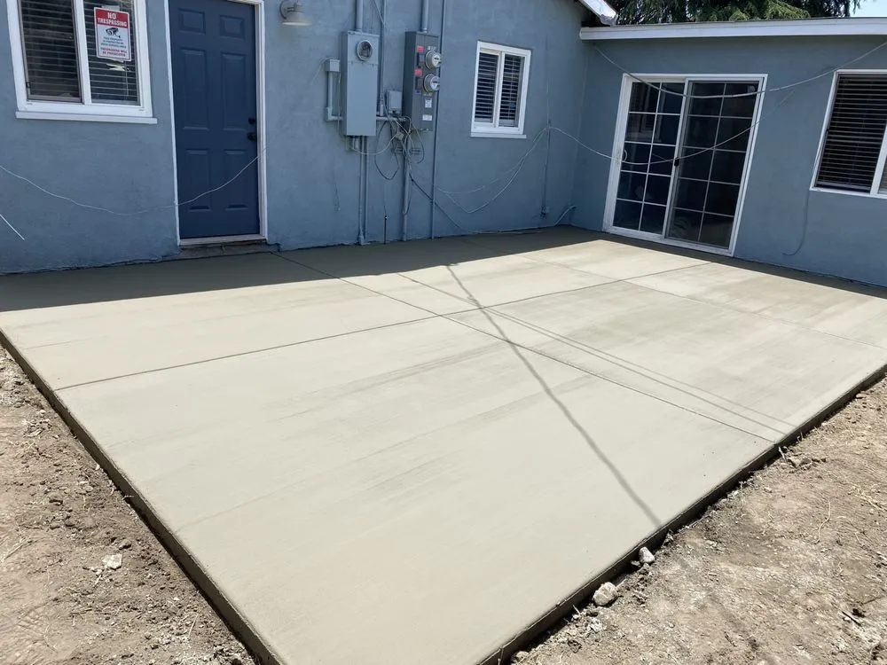 Local outdoor landscaping experts serving Riverside, CA - Pedros Landscaping Tree Service