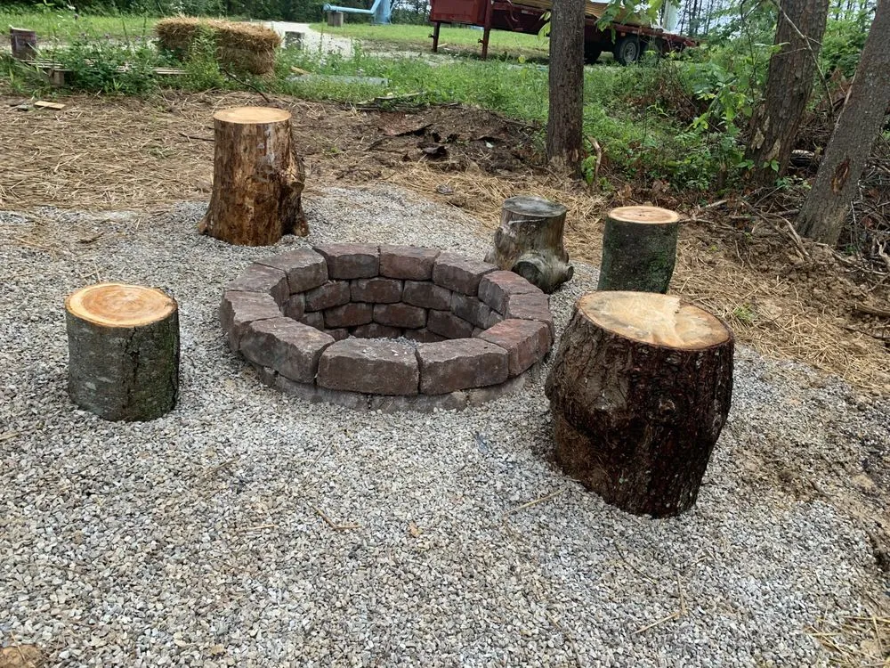 Custom yard cleanup service with custom design across Richmond, KY - Pedro’s Lawn Care