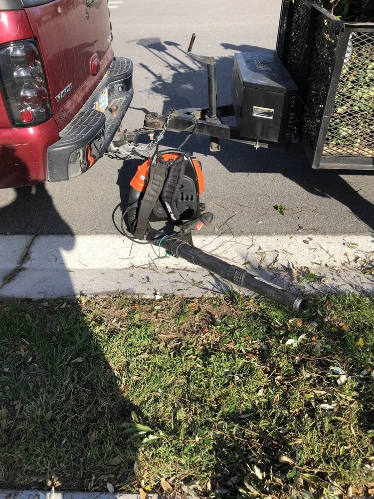 Affordable yard maintenance for outdoor upgrades across Palmetto, FL - Pedro's Lawn Service