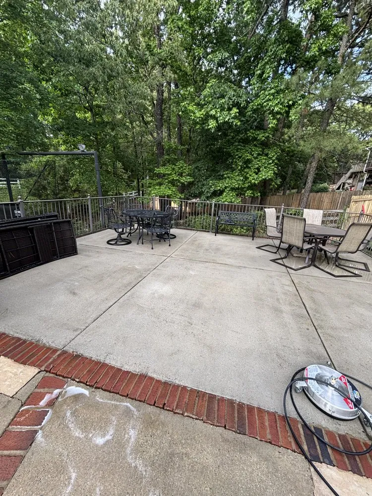 Custom yard cleanup service in Alabaster, AL - Pedros premium cutz