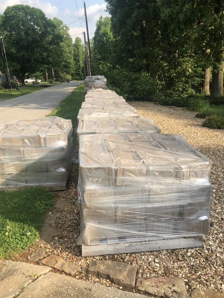 Top-rated yard cleanup service in Rogers, AR - Pedroza Landscaiping