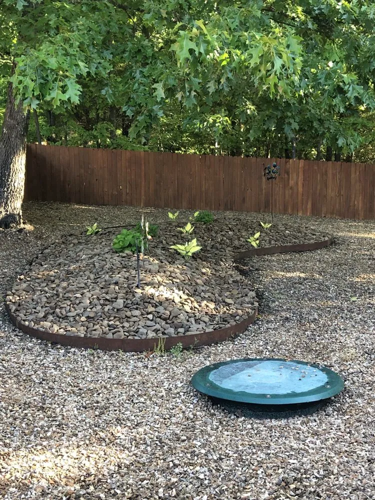 Trusted yard cleanup service in Rogers, AR - Pedroza Landscaiping