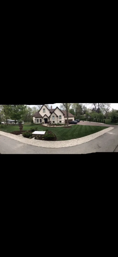 Professional yard maintenance in Lake Villa, IL - Pedroza’s Lawn Service