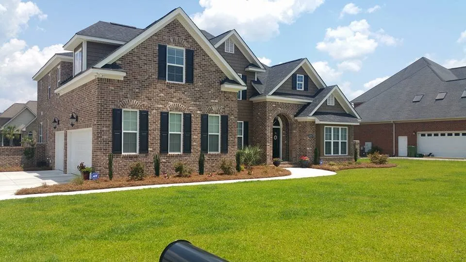 Local yard cleanup service experts serving Florence, SC - PEE DEE Landscaping