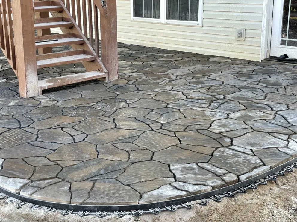 Local outdoor landscaping experts serving Saint Louis, MO - Peerless Property Maintenance