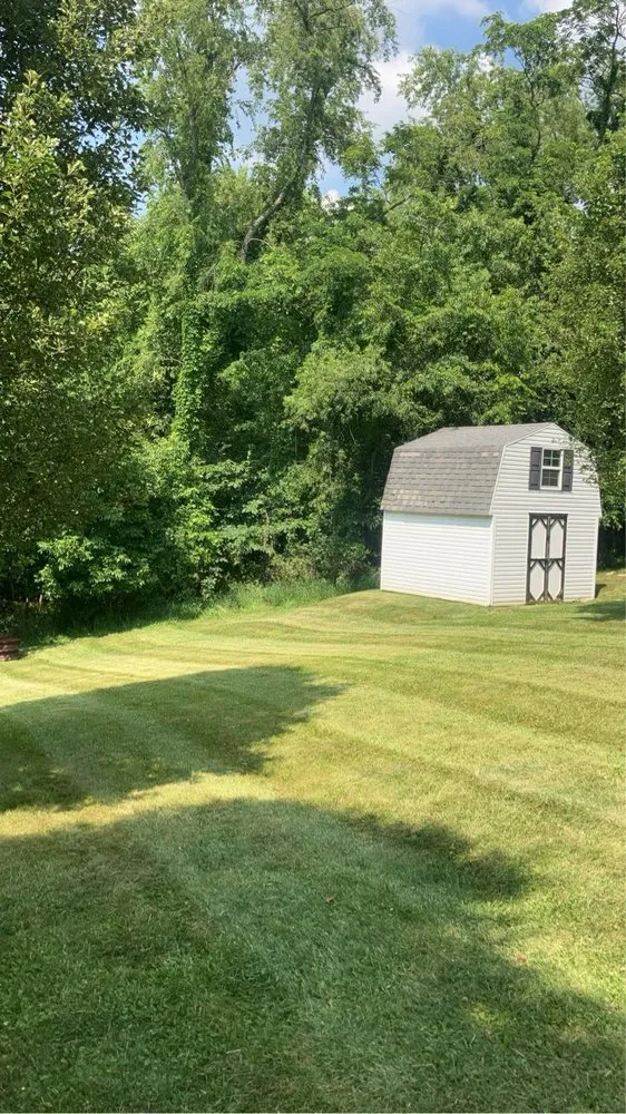 Expert landscaping services experts serving Smithfield, PA - Pegg’s Lawn Care