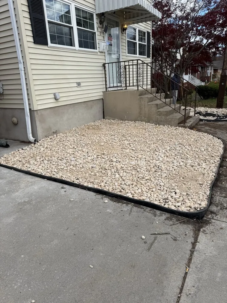 Local yard maintenance in Scranton, PA - Peguero Landscaping