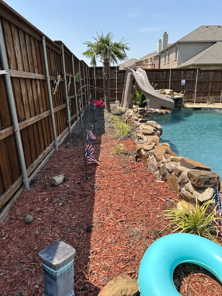 Top-rated garden landscaping for year-round maintenance in Wylie, TX by Pelaez Landscape