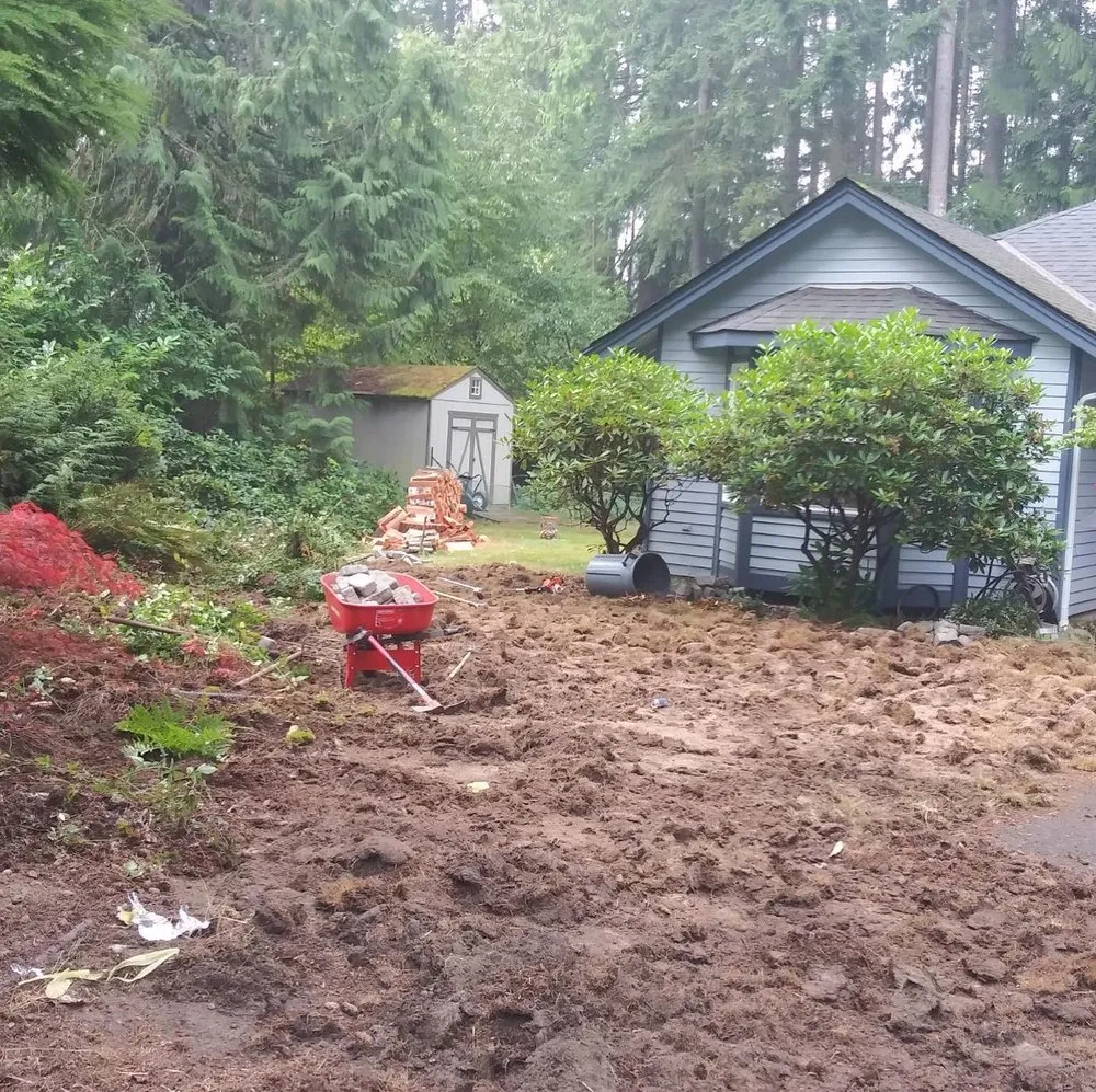 Top-rated yard maintenance in Belfair, WA by Pelican Landscaping