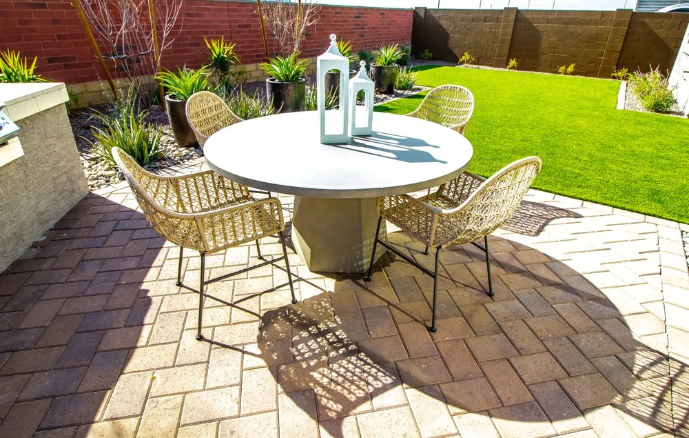 Trusted lawn mowing service for residential properties across Longwood, FL - Pelican Turf