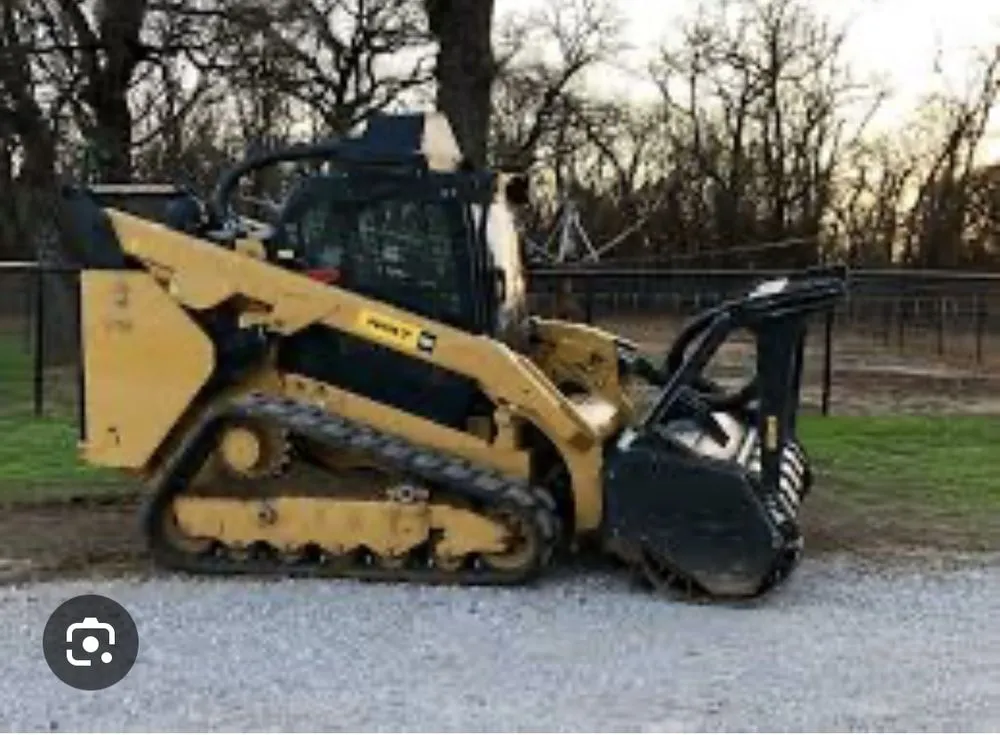 Top-rated yard maintenance for year-round maintenance in Meadville, PA by Pelley’s Landscaping