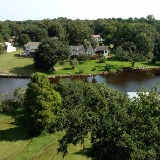 Local garden landscaping in Gautier, MS by Pelton's Tree and Land Services