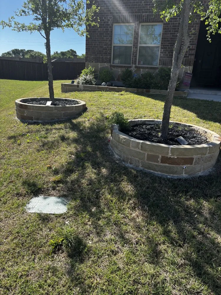 Local lawn mowing service experts serving Sherman, TX - Pemeza