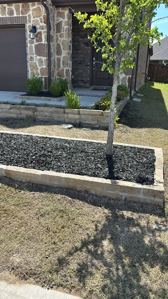 Reliable lawn care service for homes in Sherman, TX by Pemeza