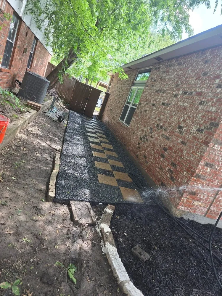 Custom garden landscaping for beautiful yards in Sherman, TX by Pemeza