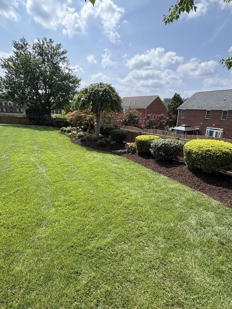 Local lawn care service experts serving Roanoke, VA - Pena Landscaping