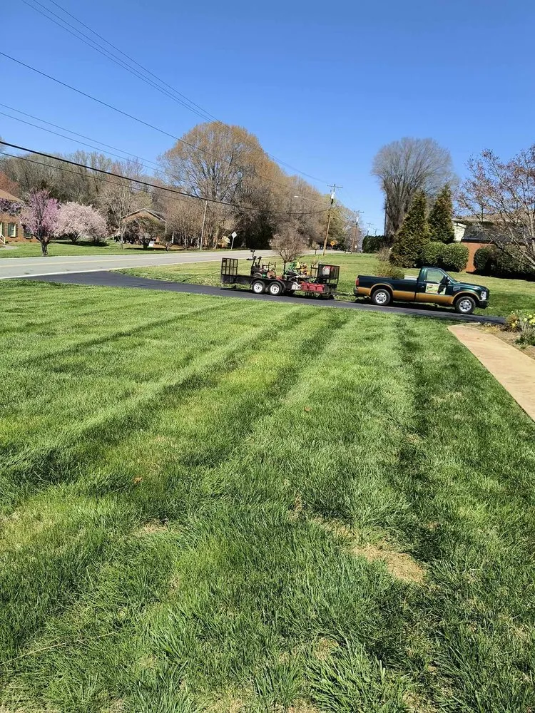 Custom lawn mowing service experts serving Winston-Salem, NC - Pena Lawncare