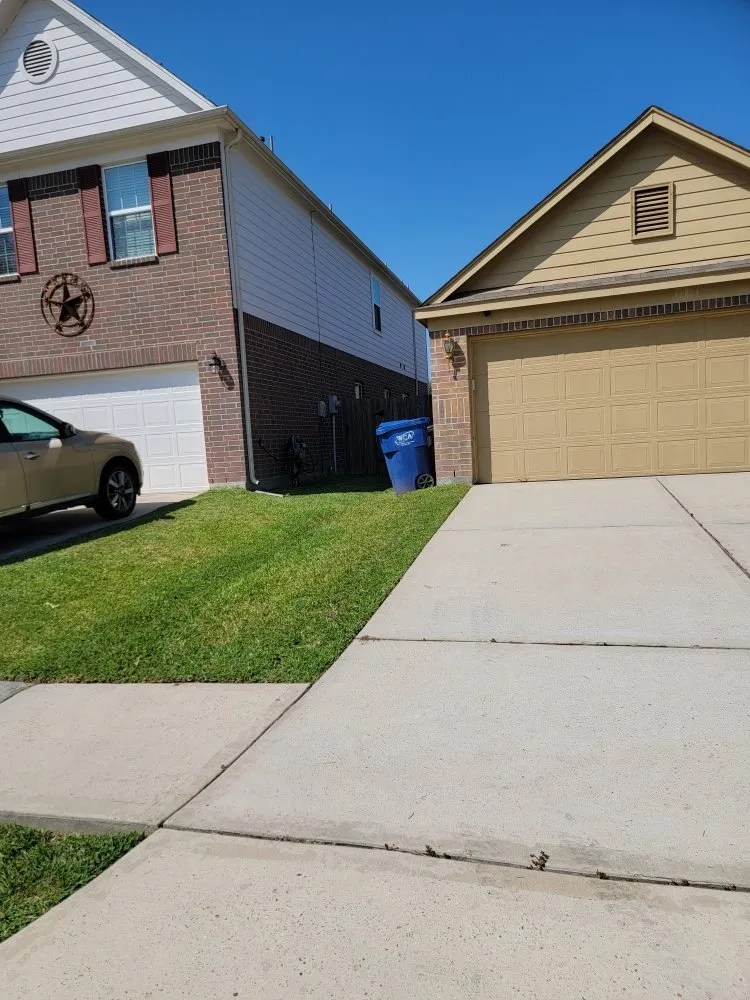 Custom landscape installation experts serving Houston, TX - Penaloza Lawn Care Services