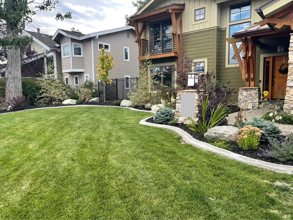 Reliable yard maintenance experts serving South Lake Tahoe, CA - Pena's Landscape Maintenance