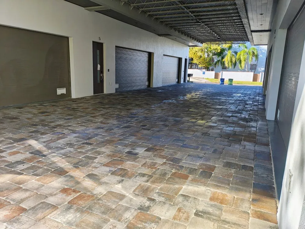 Reliable garden landscaping experts serving Clearwater, FL - Penca Paver Resorts