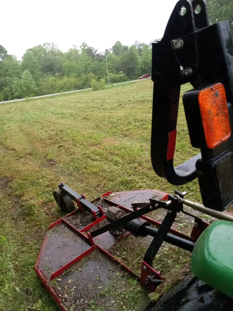 Reliable yard maintenance for outdoor upgrades in Crossville, TN by Pendergrass lawn Care