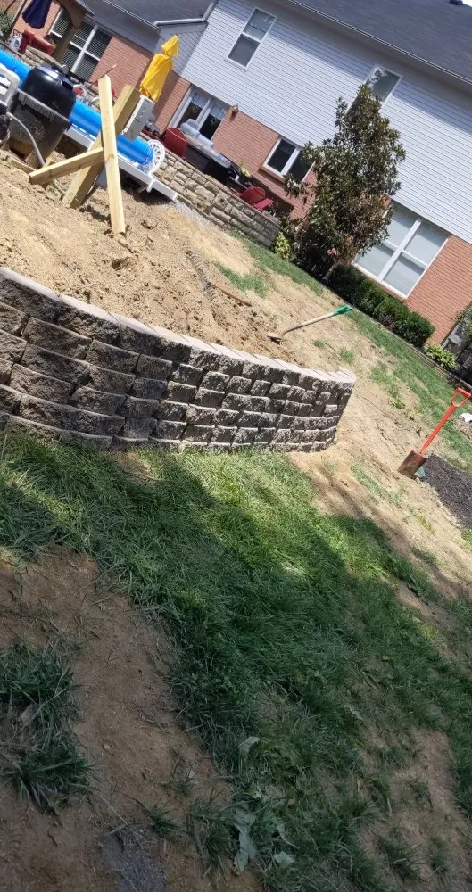 Top-rated lawn mowing service in Amelia, OH - Pendland's Landscaping