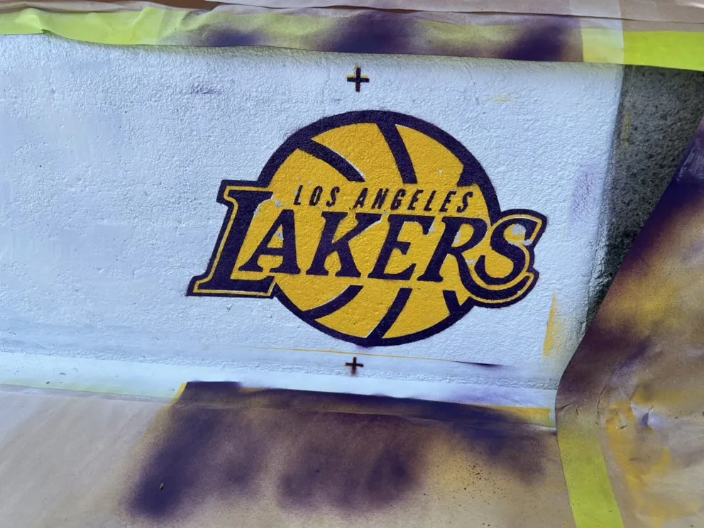 Affordable garden landscaping experts serving Fullerton, CA - Penguin Brush Curb Appeal