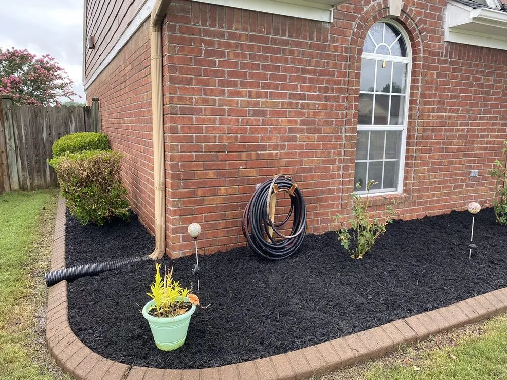 Professional residential landscaping in Olive Branch, MS by Peniel’s Landscaping