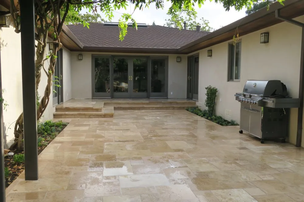 Reliable yard cleanup service experts serving Redwood City, CA - Peninsula Concrete Contractors