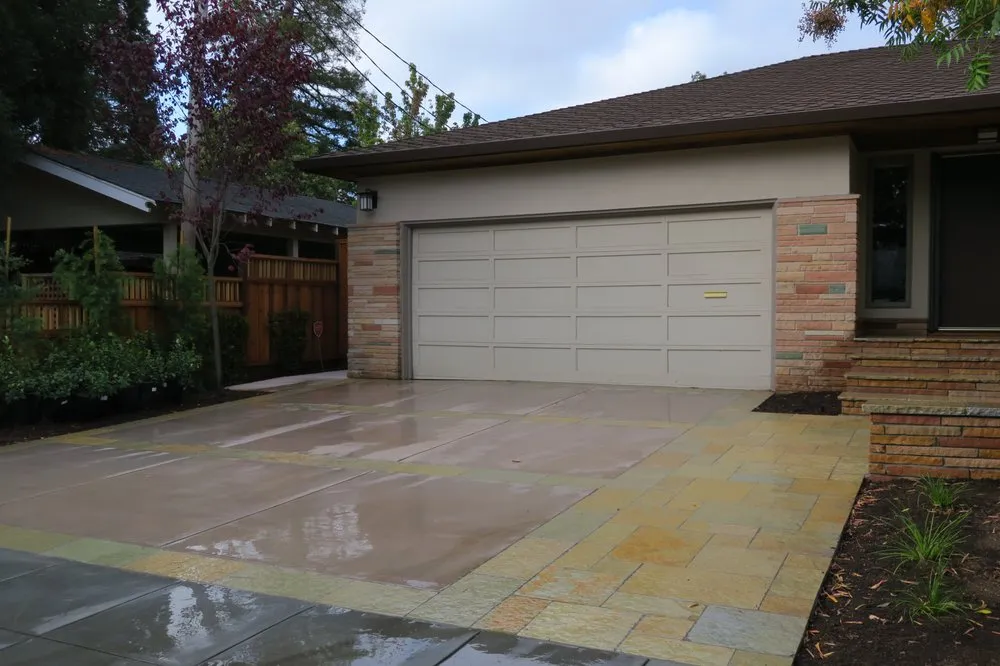 Expert yard maintenance in Redwood City, CA - Peninsula Concrete Contractors