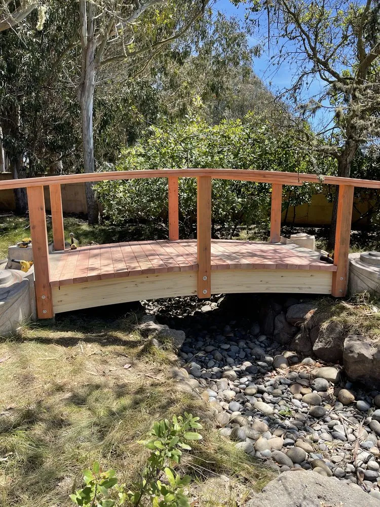 Trusted lawn care service experts serving Monterey, CA - Peninsula Construction