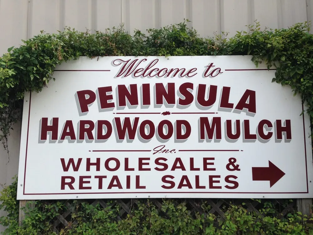 Affordable residential landscaping in Yorktown, VA - Peninsula Hardwood Mulch