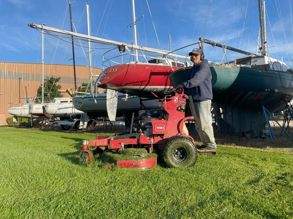 Top-rated yard maintenance in Sturgeon Bay, WI - Peninsula Property Services