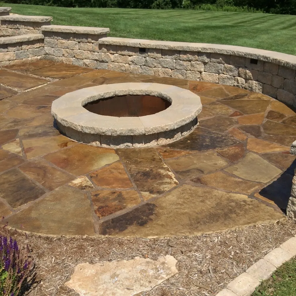 Affordable garden landscaping in Bloomington, IL by Penn Landscaping