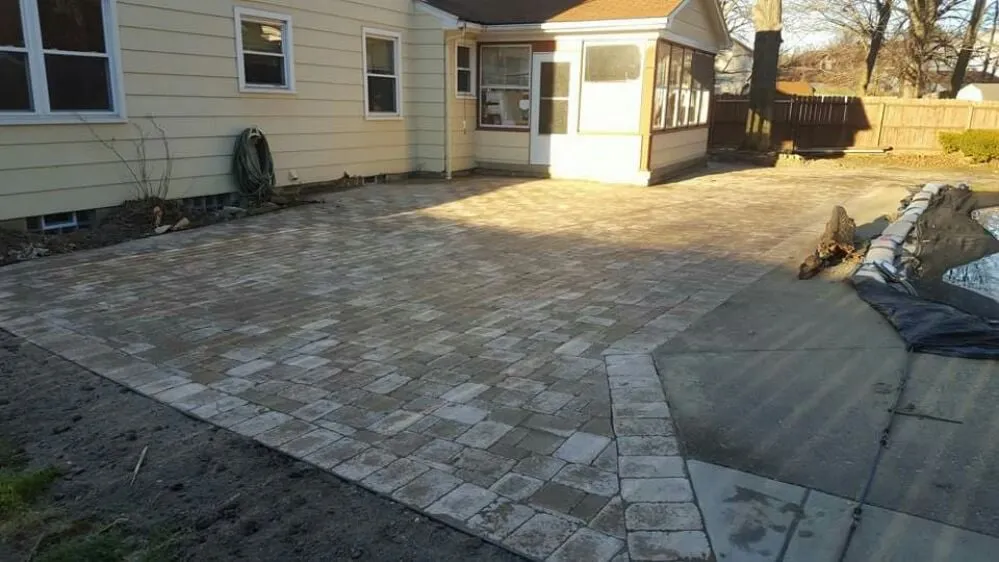 Local outdoor landscaping in Struthers, OH - Penn-Ohio Outdoor Services