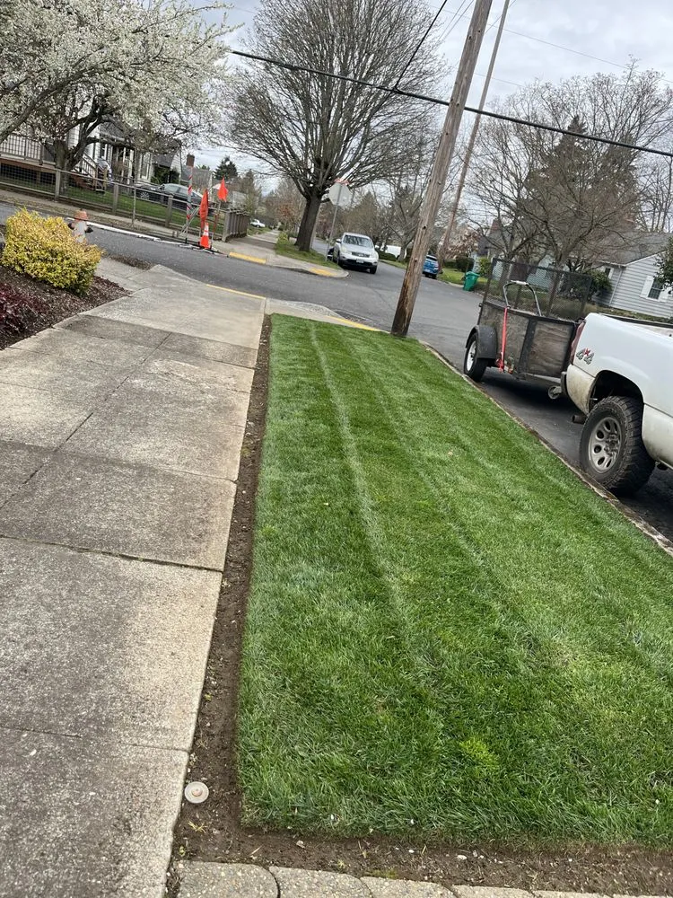 Top-rated landscape design for residential properties in Oregon City, OR by Pensmore landscaping
