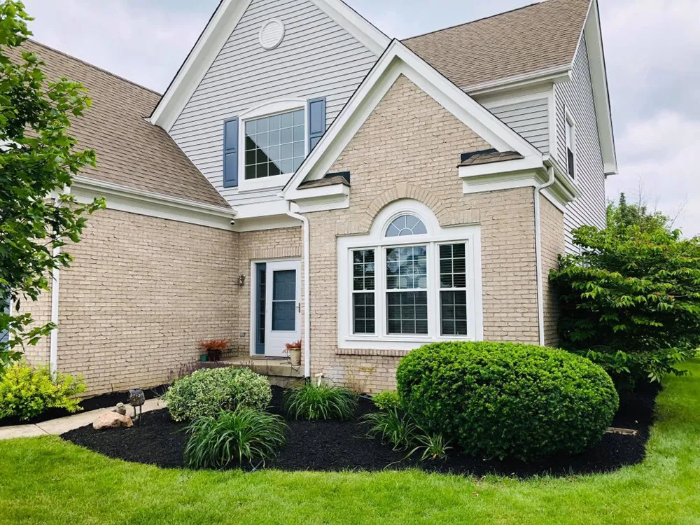 Custom outdoor landscaping experts serving Indianapolis, IN - Peony’s landscaping