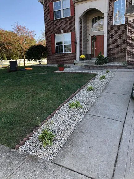Reliable residential landscaping for homes in Indianapolis, IN by Peony’s landscaping
