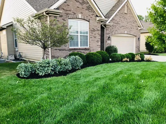 Expert garden landscaping in Indianapolis, IN by Peony’s landscaping
