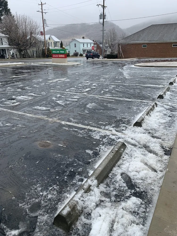 Top-rated outdoor landscaping in Staunton, VA by Peoples choice handyman & lawn services