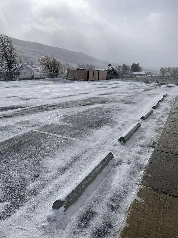 Reliable lawn care service in Staunton, VA - Peoples choice handyman & lawn services