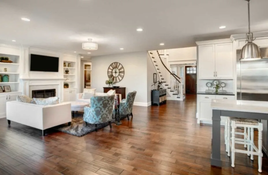 Reliable residential landscaping experts serving Jeffersonville, IN - Peoples Choice