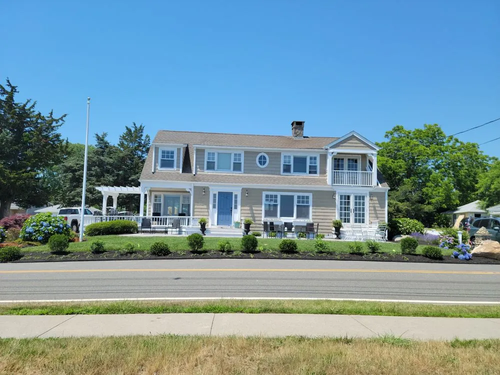 Reliable lawn care service in Norwich, CT - Pepas Hardscapes & Design