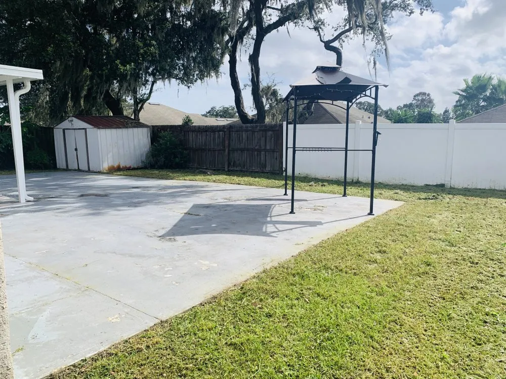 Local residential landscaping for year-round maintenance across Auburndale, FL - Pepo’s Lawn service