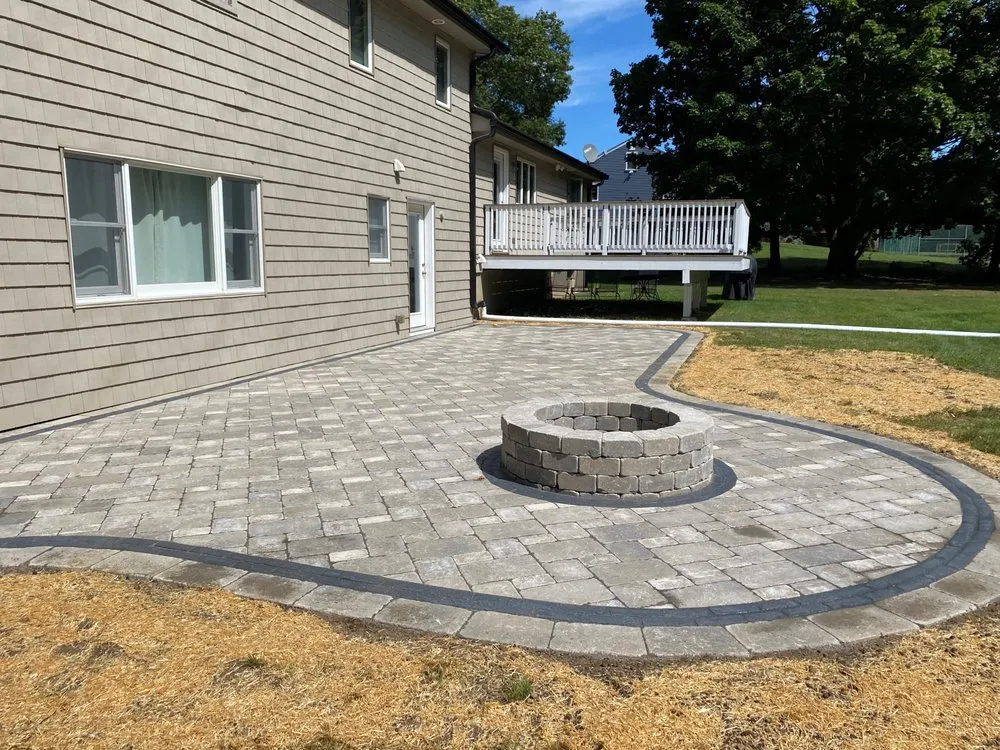 Trusted lawn care service experts serving Shelton, CT - Pepper's Landscaping & Lawn Service