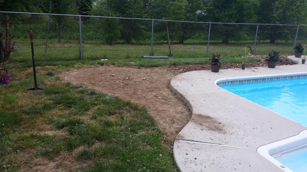 Affordable yard cleanup service experts serving Trenton, NJ - Peppers Landscaping