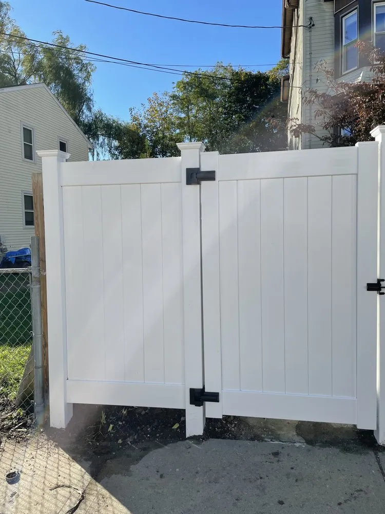 Affordable yard cleanup service for beautiful yards in Fall River, MA by Peralta’s High End Fencing